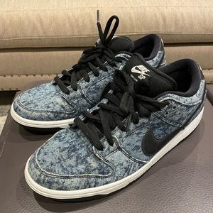 Nike SB Dunk Low Bleached Denim Size: 10.5 US Men’s Rare Limited
